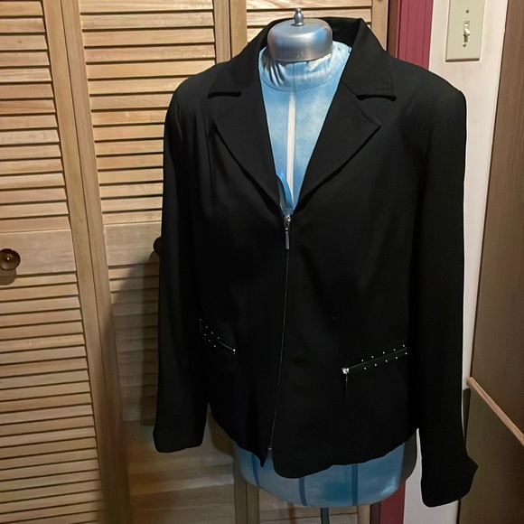 Ladies zip up jacket - Picture 1 of 4